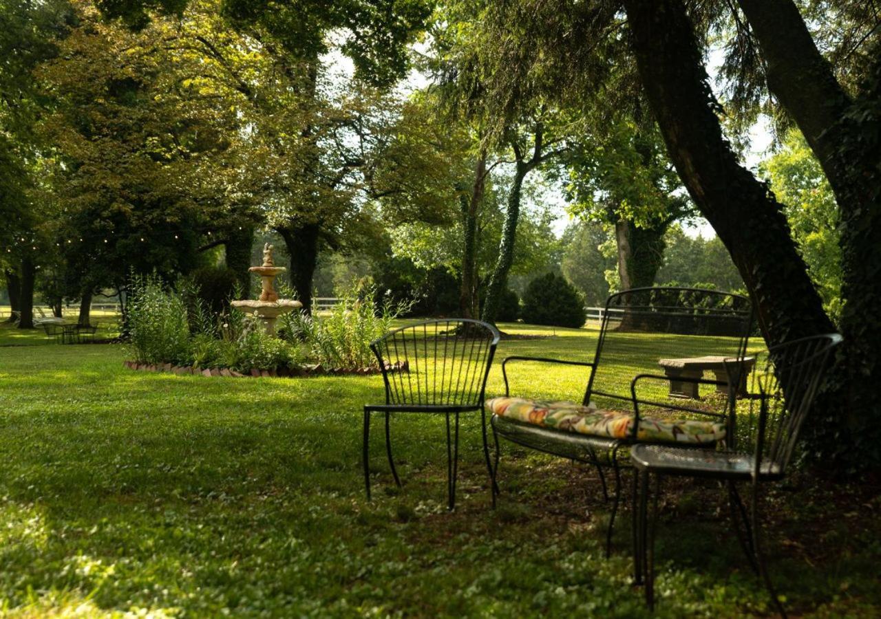 Prospect Hill Inn & Restaurant Zion Crossroads Ngoại thất bức ảnh